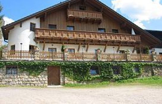 Am_OEdenturm_Gasthaus-Cham-Aussenansicht-432186